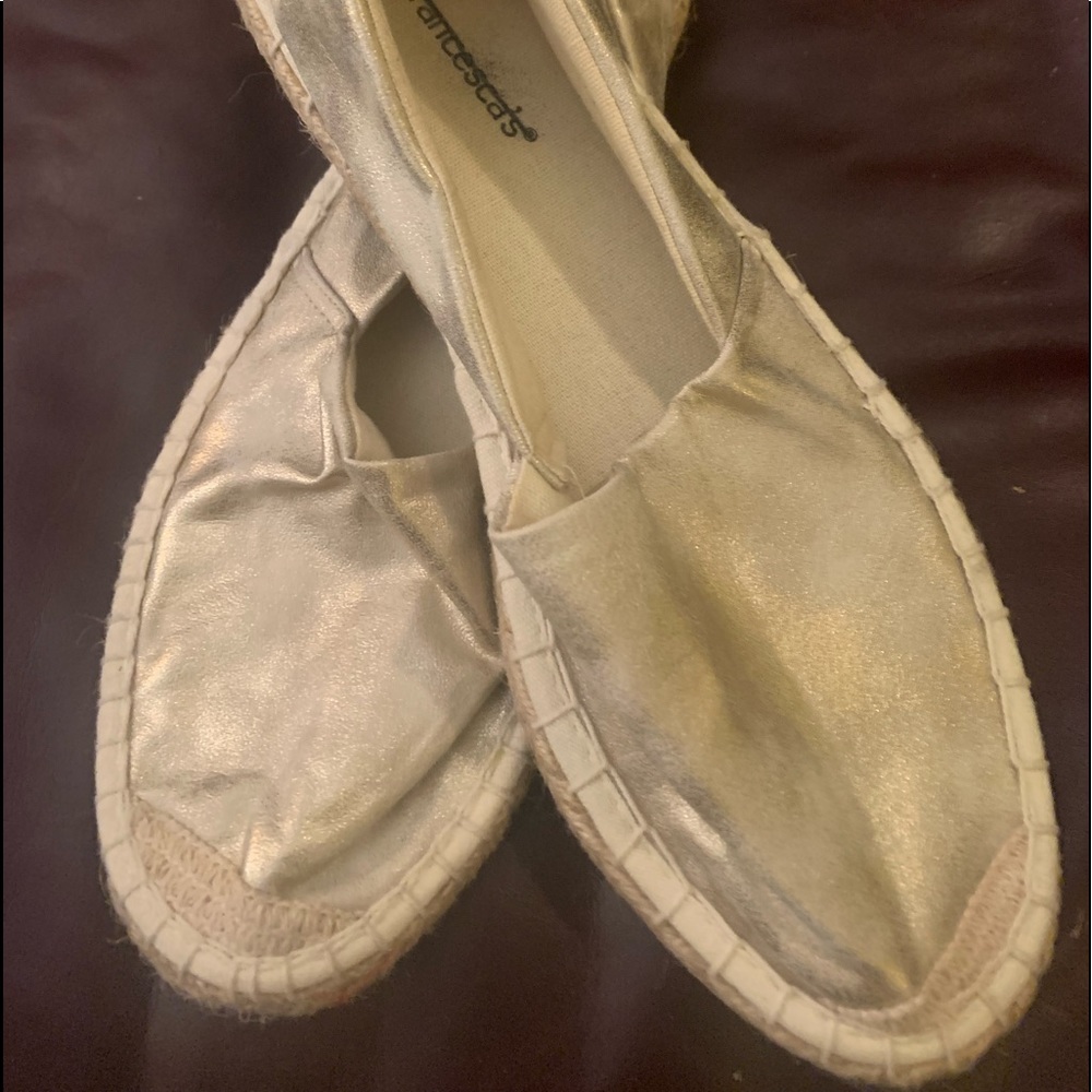 Vintage Francesca's Gold Flat Espadrilles size 7.5